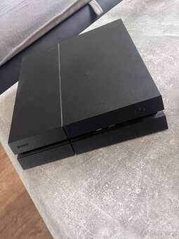 PS4 1TB - 3