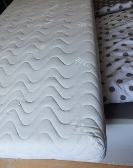 Matrace DREAMZONE - téměř nová - 3