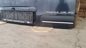 5 dvere opel omega b - rok 94 -03 - 3