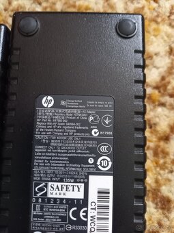 Orig.AC Adaptér HP 19,5V-6,9A 135W - 3