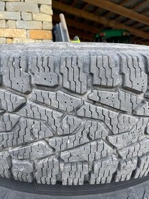 Originál disky+ TOP zimní pneu na jeep wrangler JL - 3