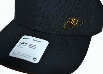 Čepice se zlatým logem zn. NIKE - 3