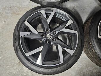19" letní sada kol Aniara na Škoda Superb 4 - 3