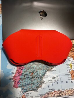 Apple AirPods Max smart case - 3