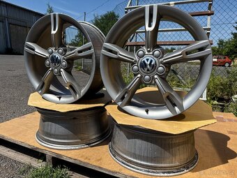 Alu kola 5x112 r17 originál Seat Leon FR - 3