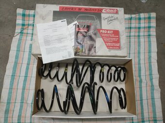 Originál set pružin Toyota Camry - 3