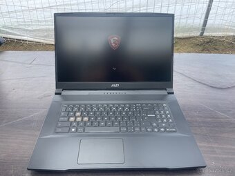 MSI Katana 17 B13VFK-249CZ - 3