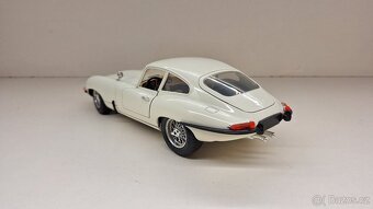 1:18 JAGUAR E COUPE, k - 3