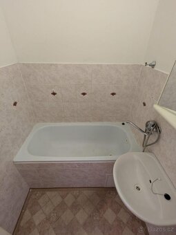 Pronájem 1+1+B 36m2, Jaroslava Vrchlickéko 2839, Most - 3