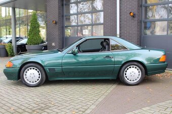 Mercedes-Benz SL 500 V8 Hardtop z roku 1989 - 3