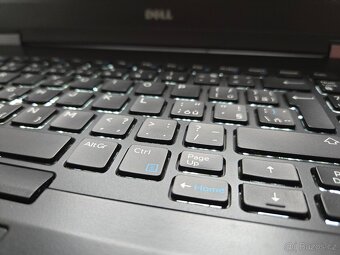 PRODÁM Dell Latitude 5570 - 3
