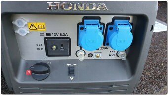 Generátor Honda EU 30i Inverter 2,6 kW, jako nový - 3