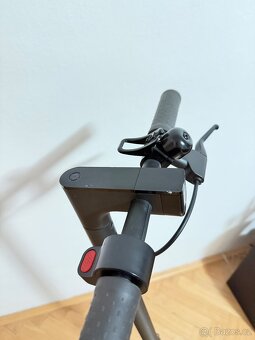 Elektrická koloběžka Xiaomi Electric Scooter Mi Pro 2 - 3