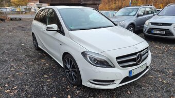 Mercedes Benz B 180, 2012, 99 tkm, xenony, navi, serviska - 3