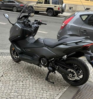 Yamaha Tmax 560 - 3