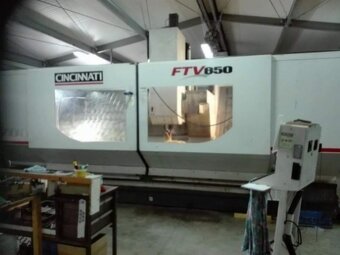 Využité obráběcí centrum Cincinnati FTV 850 z roku 2002 - 3