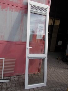 Plastové dveře - 3