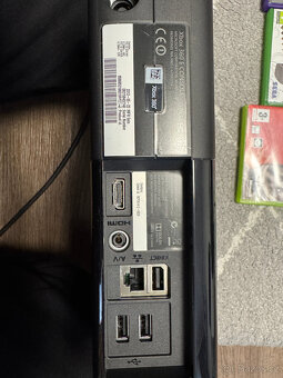 Xbox 360 + Kinect - 3