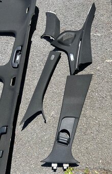 Mercedes C W205 AMG černý interiér - 3