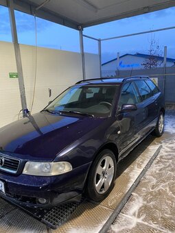 AUDI A4B5 facelift - 3