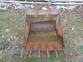Lžíce na traktorbagr Cat - 3