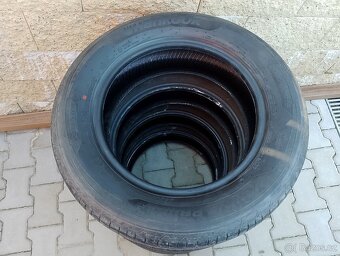 Prodám 4 ks zánovní pneu 205/60 R16 92H Hankook 1900,-/sada - 3