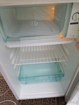Lednice s mrazákem LG - 3