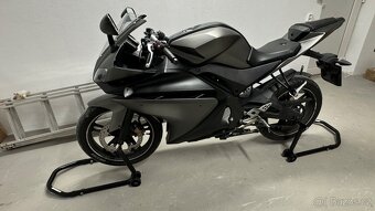 Yamaha YZF-R125 – STK 2027, laděný výfuk, zvedáky v ceně - 3