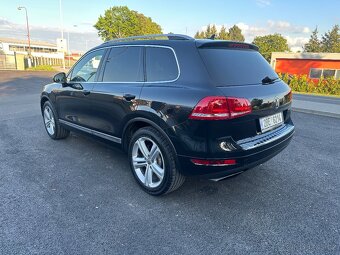 Volkswagen Touareg, 4.2TDI V8 250KW,VZDUCH,FULL VÝBAVA - 3