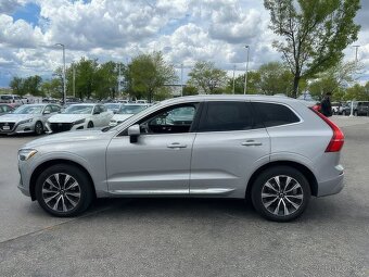 2023 Volvo XC60 B5 Plus Bright Theme AWD 2.0 - 3