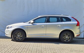 VOLVO XC60 2.4 D4 158kW Momentum AWD 4x4 ČR Servis historie - 3