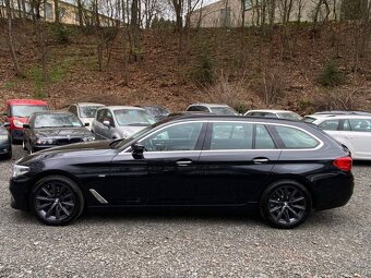 BMW 520d xDrive Touring LuxuryLine 2018 122tkm 4x4 klima ČR - 3