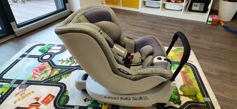 Otočná autosedačka Petite&Mars Reversal II - 3