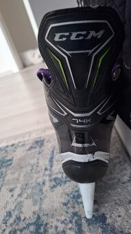 Hokejové brusle CCM Ribcore - 3