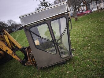 Prodám kabinu z E 517 - 3