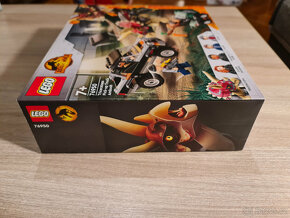 LEGO® Jurassic World 76950 Útok triceratopsu/balíkovna 30kc - 3