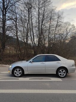 Lexus IS200 - 3
