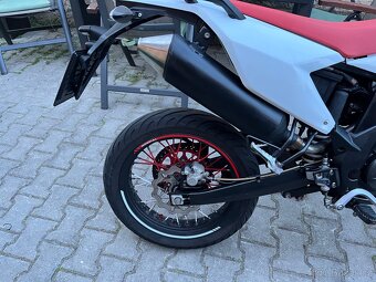 Mondial SMX 125 M, 11kW, na A1, stejné jako Aprilia SX 125 - 3