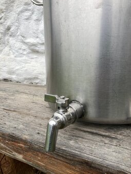 Nerezové nádoby 18L - 3