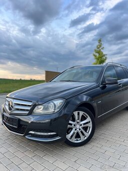 Mercedes-Benz C300 W204 - 3