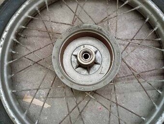 ráfky s pneu pionýr 550/555 +zadní světlo - 3
