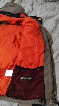 Dámská bunda Jack Wolfskin, zimní nebo na lyže, vel. M - 3