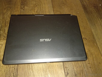 Prodám notebook Asus X51L na díly - 3