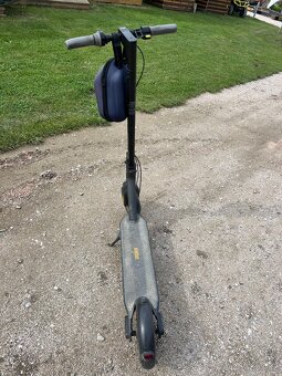 Elektrokoloběžka segway ninebot - 3