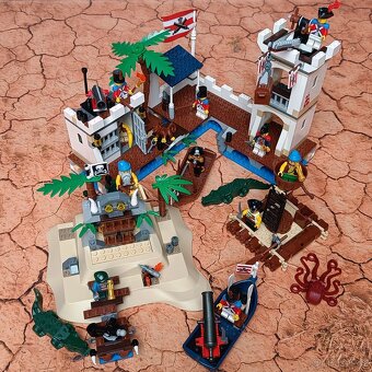 LEGO Piráti 6242, 6241 a 6240 - 3