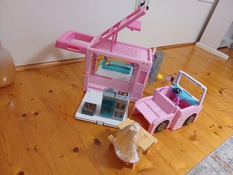 Barbie karavan - 3