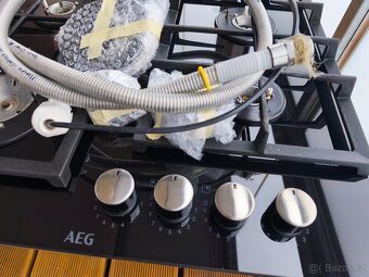 V záruce Plynová Varná deska AEG HKB64420NB - 3