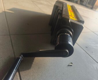 Strojní hydraulický přesný svěrák Safeway VISE CHV-130V - 3