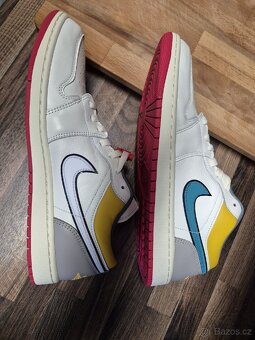 Nike Air Jordan 1 Low Premium - 3