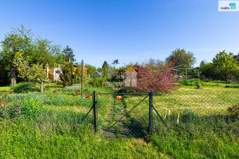 Prodej zahrady 418 m2 s chatou 18 m2 - 3